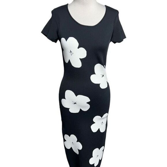 Pink Tartan Short Sleeve Floral Bodycon  Sweater Dress Size Small - Picture 1 of 4